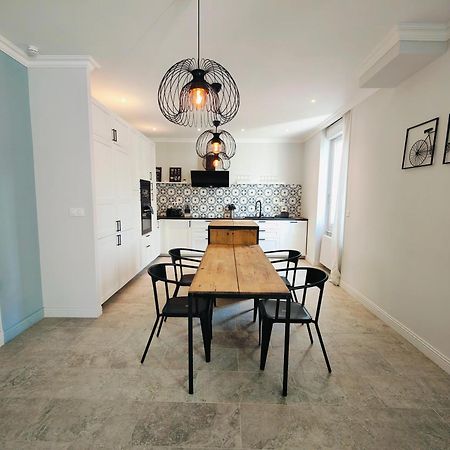 Self-Checkin Town House - Rooms To Rent In A Beautiful Modern Town House - Not A Hotel - Location De Chambres Avec Arrivee En Autonomie - Extra Fee For Sheets And Towels - Private Parking - Check Your Plateform Inbox And Follow Check-In Instructions Saint-Romain-en-Gal Bagian luar foto