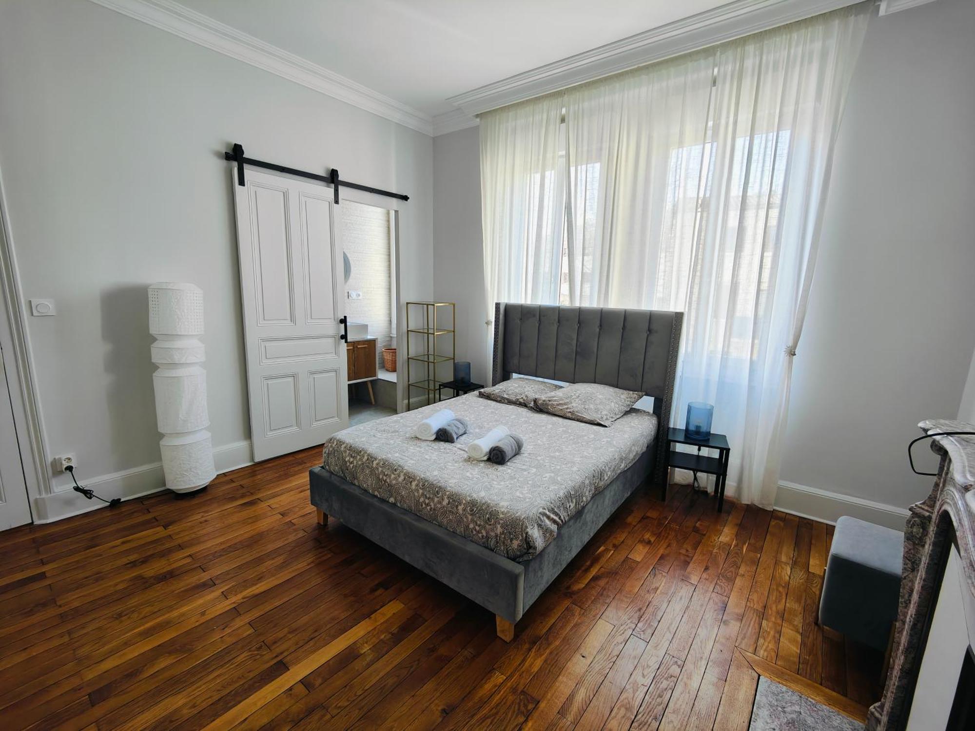 Self-Checkin Town House - Rooms To Rent In A Beautiful Modern Town House - Not A Hotel - Location De Chambres Avec Arrivee En Autonomie - Extra Fee For Sheets And Towels - Private Parking - Check Your Plateform Inbox And Follow Check-In Instructions Saint-Romain-en-Gal Bagian luar foto