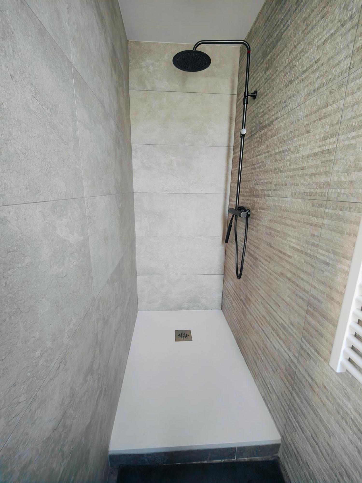 Self-Checkin Town House - Rooms To Rent In A Beautiful Modern Town House - Not A Hotel - Location De Chambres Avec Arrivee En Autonomie - Extra Fee For Sheets And Towels - Private Parking - Check Your Plateform Inbox And Follow Check-In Instructions Saint-Romain-en-Gal Bagian luar foto