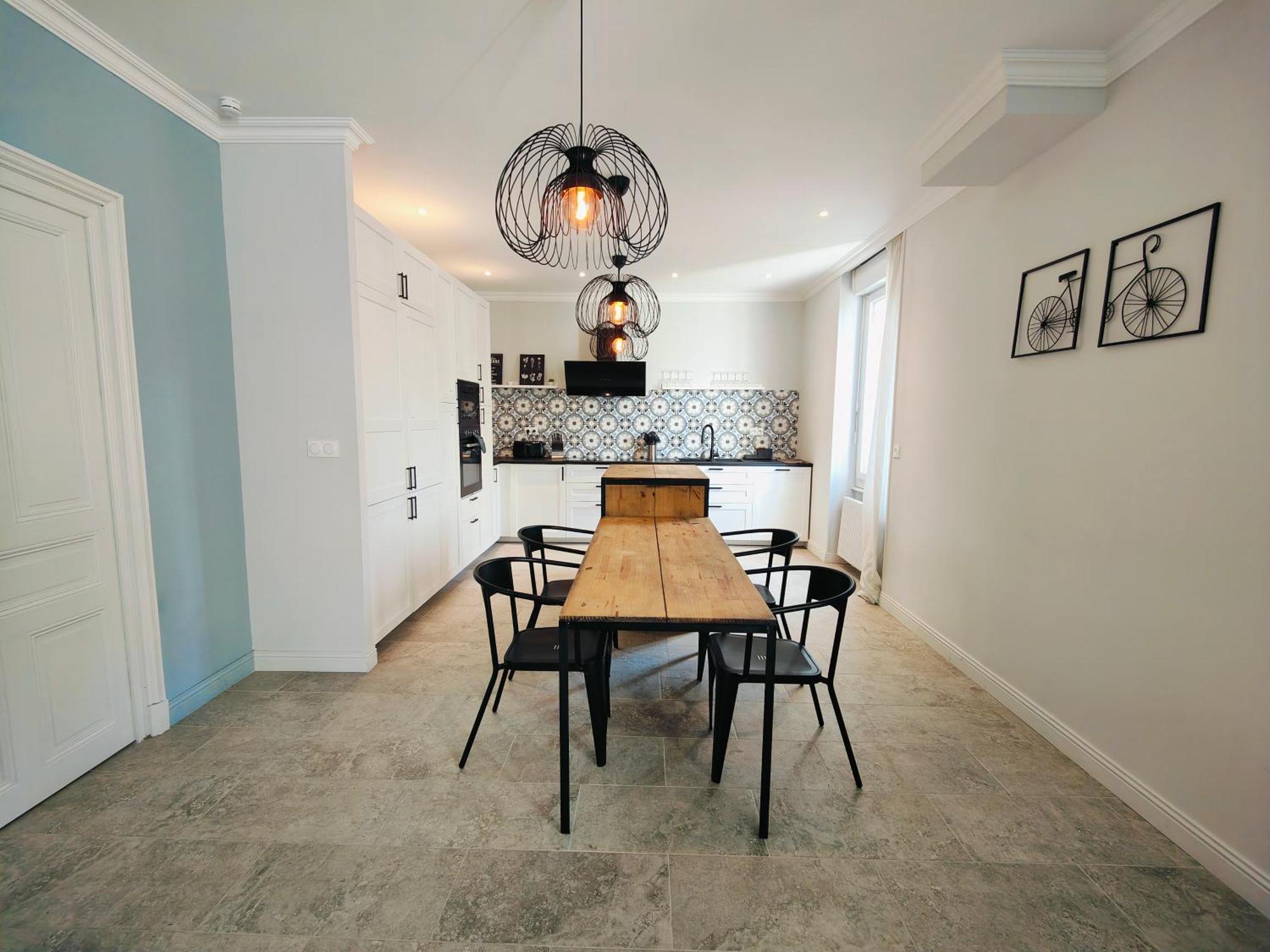 Self-Checkin Town House - Rooms To Rent In A Beautiful Modern Town House - Not A Hotel - Location De Chambres Avec Arrivee En Autonomie - Extra Fee For Sheets And Towels - Private Parking - Check Your Plateform Inbox And Follow Check-In Instructions Saint-Romain-en-Gal Bagian luar foto