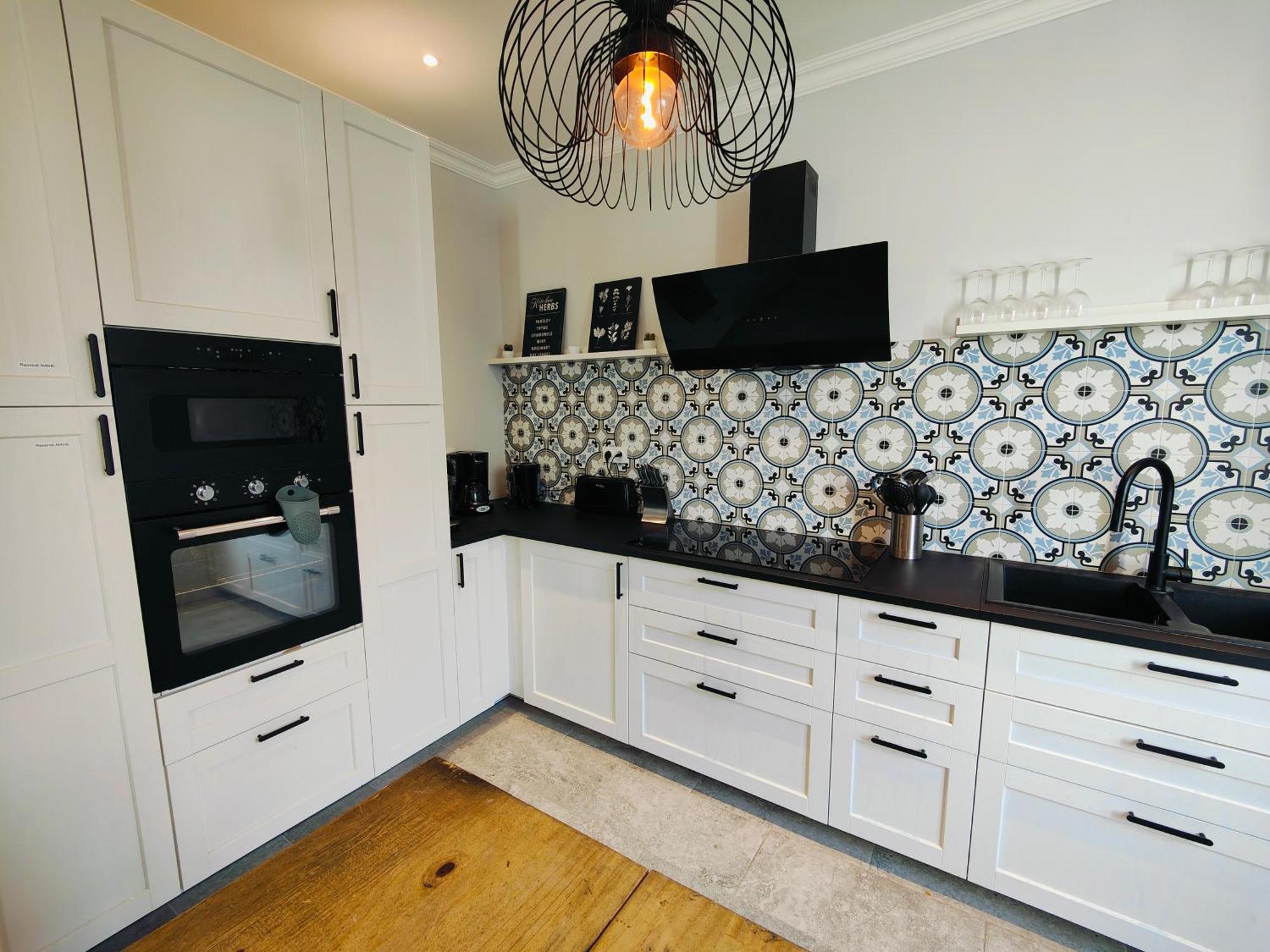 Self-Checkin Town House - Rooms To Rent In A Beautiful Modern Town House - Not A Hotel - Location De Chambres Avec Arrivee En Autonomie - Extra Fee For Sheets And Towels - Private Parking - Check Your Plateform Inbox And Follow Check-In Instructions Saint-Romain-en-Gal Bagian luar foto