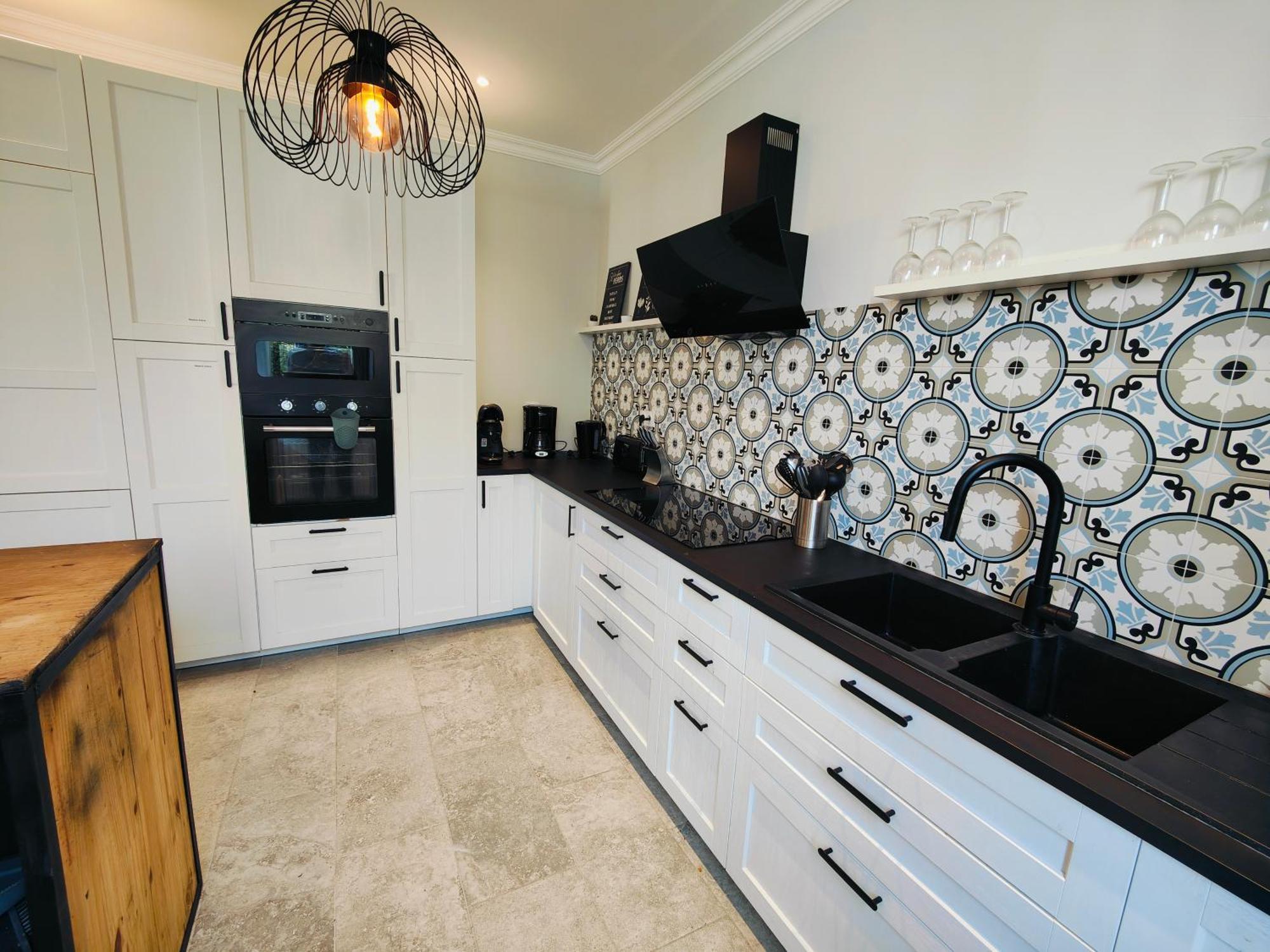 Self-Checkin Town House - Rooms To Rent In A Beautiful Modern Town House - Not A Hotel - Location De Chambres Avec Arrivee En Autonomie - Extra Fee For Sheets And Towels - Private Parking - Check Your Plateform Inbox And Follow Check-In Instructions Saint-Romain-en-Gal Bagian luar foto